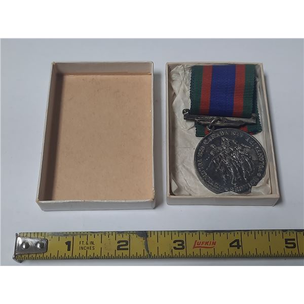 Canadian Voluntary Service Medal. Housed in its original box.