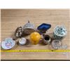 Image 1 : Lot of décor items