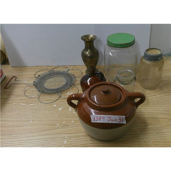 bean pot + brass vase misc