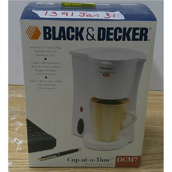 coffee pot black + decker