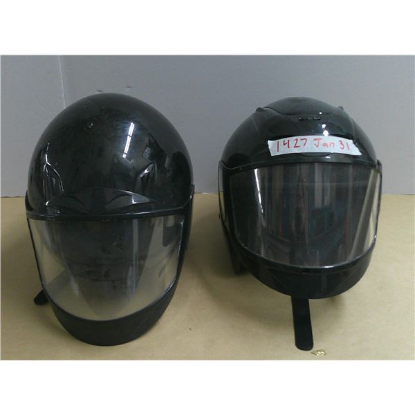 2 Maverick helmets 1 L + 1 XXL