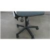 Image 2 : adjustable office chair