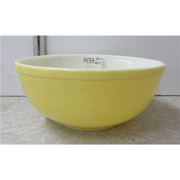 Pyrex Mixing Bowl