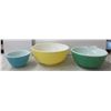 Image 2 : 3 pcs. Pyrex Bowl (Primary Color)