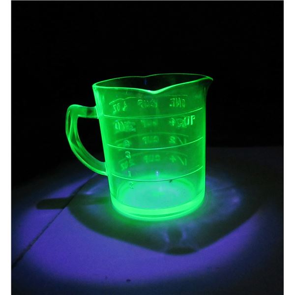 Uranium Measuring cup