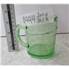 Image 3 : Uranium Measuring cup