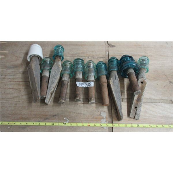 10 pcs Insulator with Woodpegs