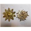 Image 4 : TWO GOLD TONE BROACHES, FLOWER, AND MALTESE CROSS