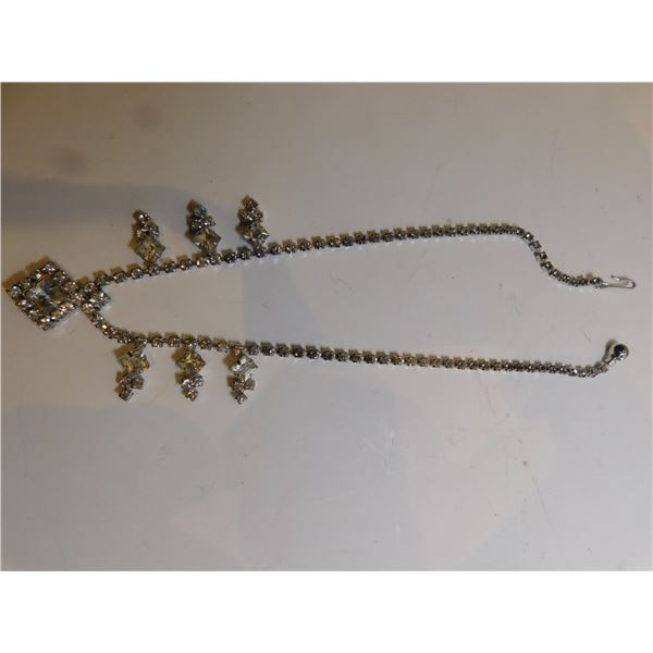 RHINESTONE NECKLACE UNMARKED