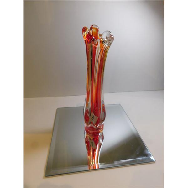 RED AND CLEAR ART GLASS BUD VASE 8 3/4” TALL