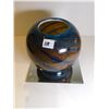 Image 2 : VINTAGE ROUND BLUE AND BROWN SWIRL VASE 7”, ART GLASS