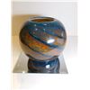 Image 4 : VINTAGE ROUND BLUE AND BROWN SWIRL VASE 7”, ART GLASS