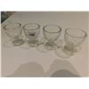 Image 3 : SET OF 4 VINTAGE CLEAR GLASS EGG CUPS