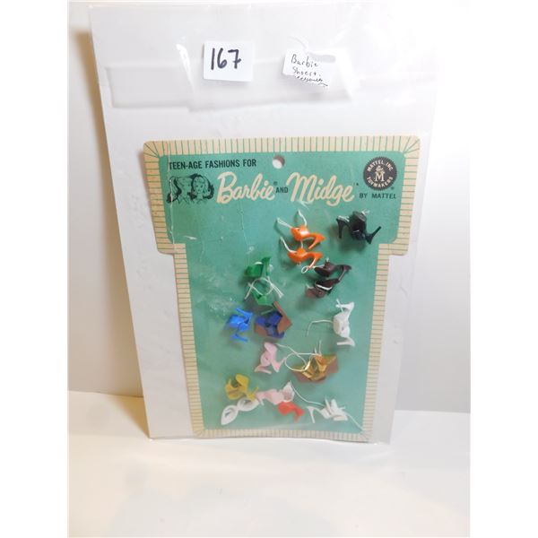 1962 BARBIE SHOES AND ACCESSORIES ON CARD