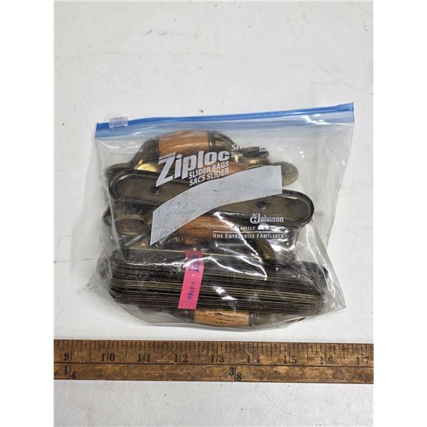 14 cabinet handles with screws