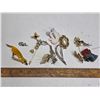 Image 1 : lot of pins and brooches