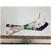 Image 1 : 4 mini hockey sticks