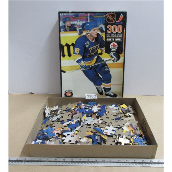 300 pieces Brett Hull Puzzles