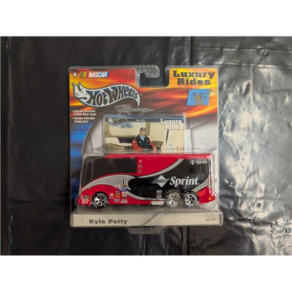 HotWheels Nascar Luxury Rides Kyle Petty