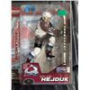 Image 2 : McFarlane Hockey Series 1 Milan Hejduk Figure