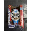 Image 1 : Ridell Goalie Mask Collectable New York rangers