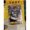 Image 3 : Teemu Sleanne Starting line Up Card Plus Figure