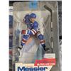 Image 2 : McFarlane's Series 3 Mark Messier