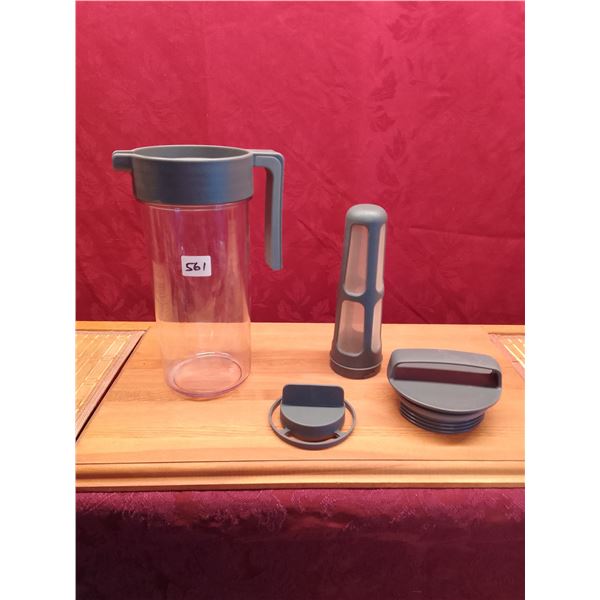 Cold Brew Iced Tea Pitcher with Tall Infuser & Lids – Gray Plastic Steeper