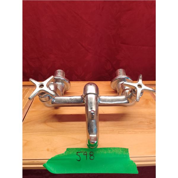 adjustable chrome faucet…