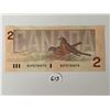 Image 1 : Paper Two Dollar Canadian Serial # BGP5704370 (from 1986)