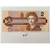 Image 2 : Paper Two Dollar Canadian Serial # BGP5704370 (from 1986)