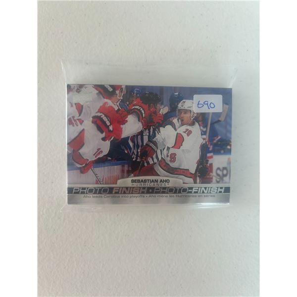 2021-22 - Tim Horton's Photo Finish - Team Set