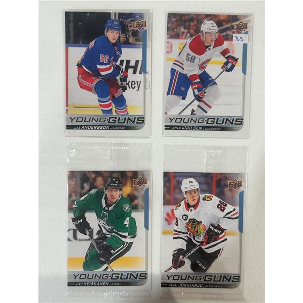 Oversized Young Guns Hockey Cards (4)