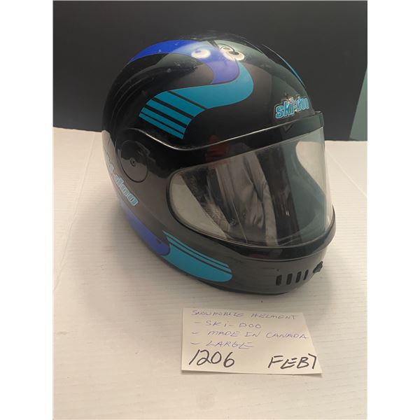 Snowmobile helmet - Ski-Doo - made in Canada - large