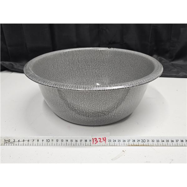 Graniteware Wash Basin Excellent Condition