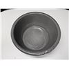 Image 2 : Graniteware Wash Basin Excellent Condition