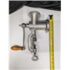 Image 4 : Vintage Hand Crank Meat Grinder Porkert