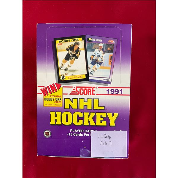 1991 Unopened Box Score NHL Hockey Cards. (36) pks.