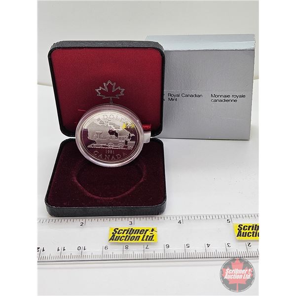 RCM Silver Dollar 1981 Train (Black Case) (Estate Lot)