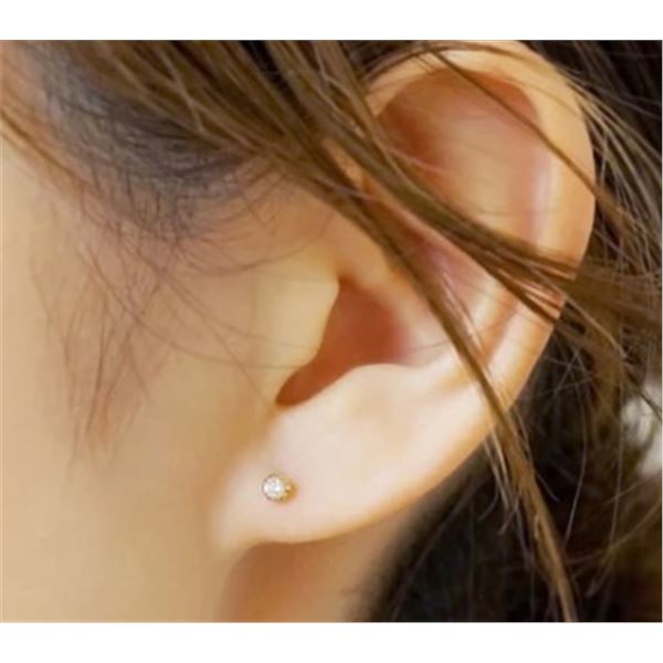 14K  0.7G Natural Diamond 0.42Ct  Earrings