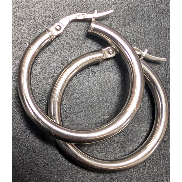 SILVER (3.05g) HOOP 23MM EARRING