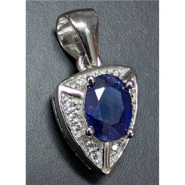 SILVER (1.74g) SAPPHIRE (1ct) PENDANT