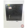 Image 2 : Homak Small Gun/Ammo Locker  (19-1/2"H x 19"W x 10"D)