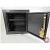 Image 3 : Homak Small Gun/Ammo Locker  (19-1/2"H x 19"W x 10"D)