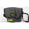 Image 5 : Bushnell Spectator Plus 7x35 Binoculars w/Carry Case  (Case Measures : 7"H x 7"W x 3"D)