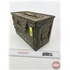 Image 5 : Metal Ammo Box (c.1954) (Measures : 7-1/2"H x 12"W x 6-1/2"D)