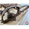 Image 6 : Variety of Pan Traps (5)  - Oneida & Victor