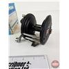 Image 3 : Seaboy Penn 185 Level Wind Reel w/Penn Super Peer Box  (Box Measures : 4-1/2"H x 6-1/2"W x 5"D)