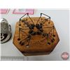 Image 6 : Vintage Mouse Traps (7) & Mosquito Joke Traps (3)