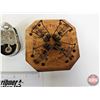 Image 7 : Vintage Mouse Traps (7) & Mosquito Joke Traps (3)